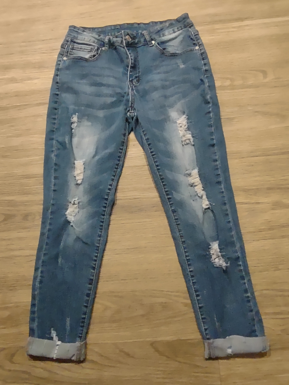 Women's Distressed Blue Ripped Skinny Jeans